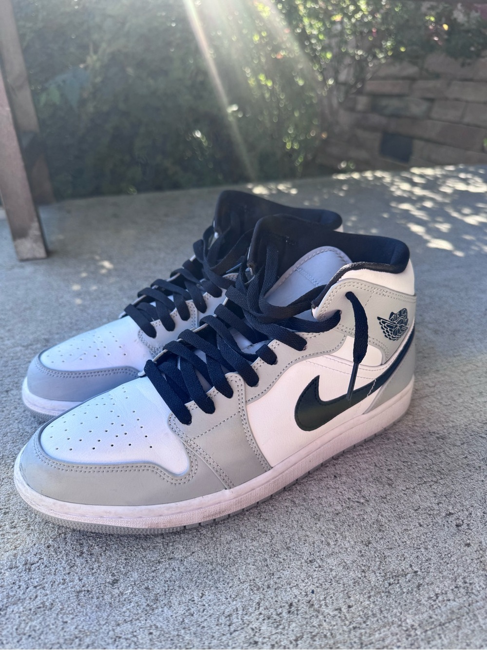 Nike Mid-Top Sneakers in White, Gray & Black
